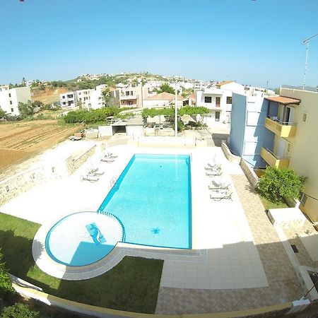Irini Stalos Apartments Exterior foto