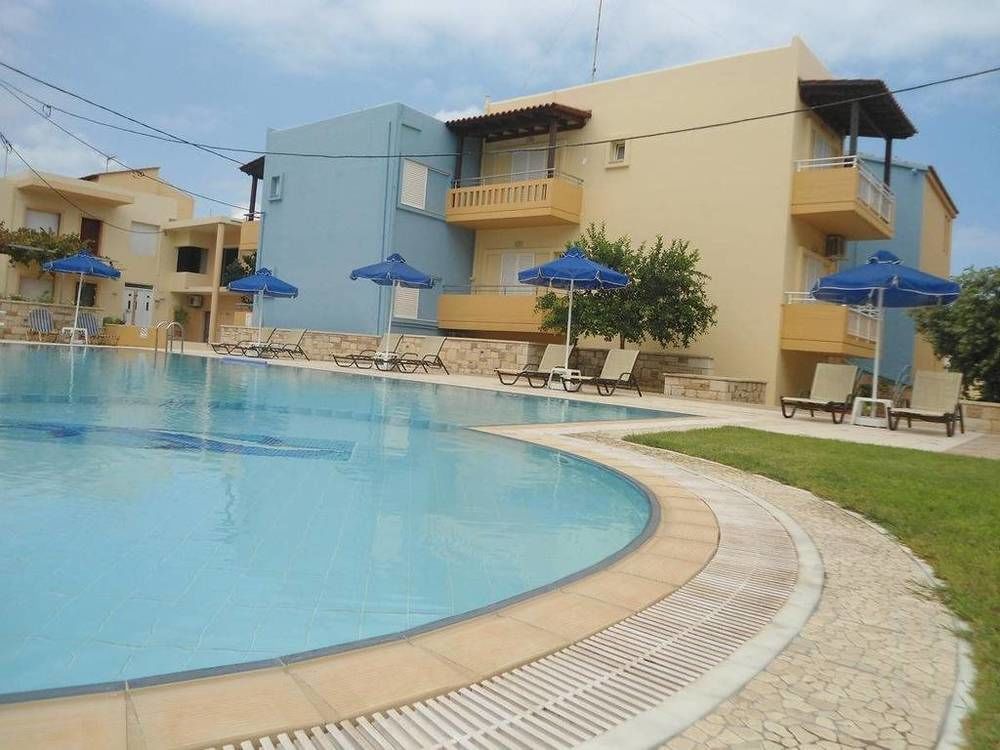 Irini Stalos Apartments Exterior foto