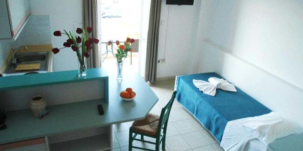 Irini Stalos Apartments Exterior foto