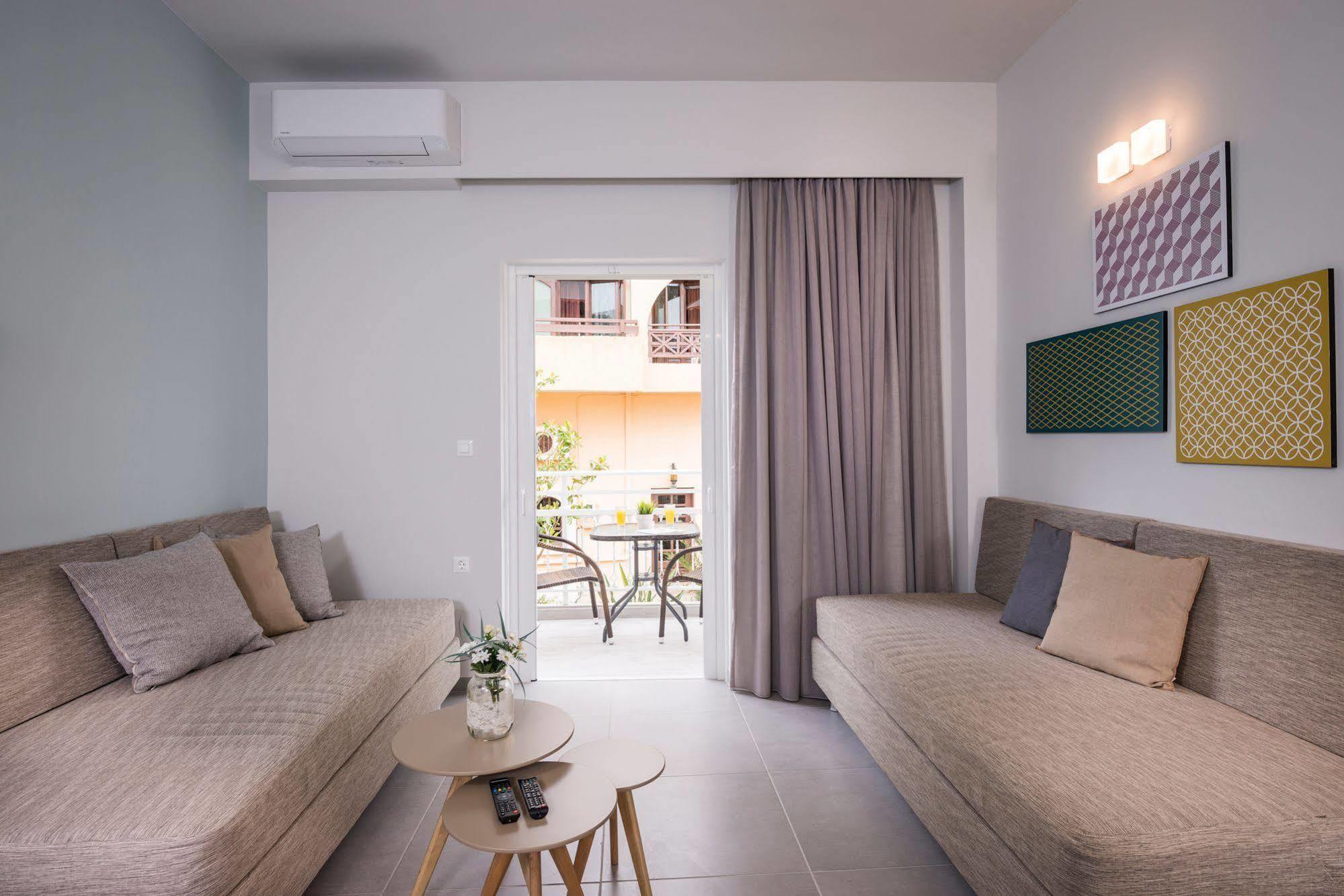 Irini Stalos Apartments Exterior foto